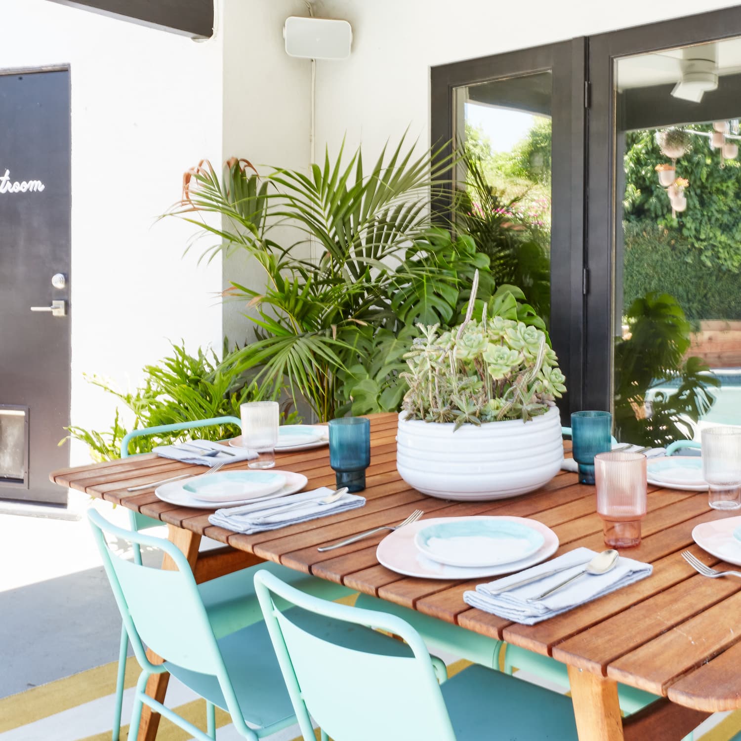 Cheap dining deals sets under $300